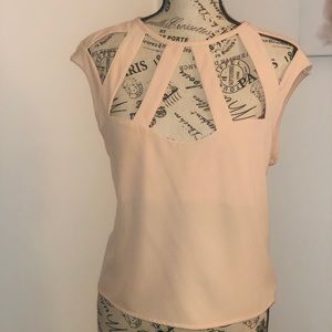 Cage Top with keyhole button back